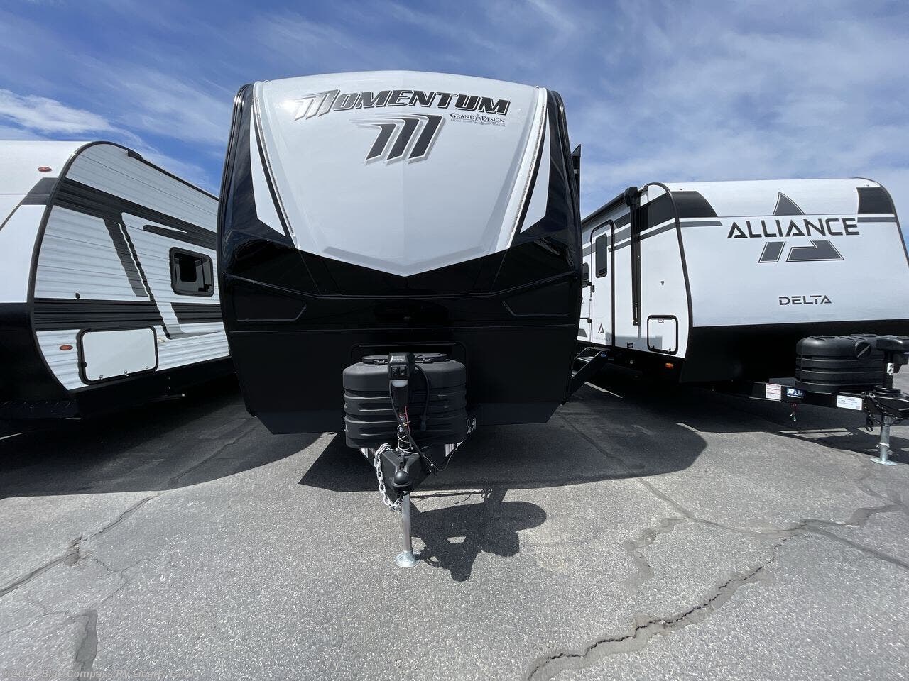 New 2026 Grand Design Momentum G-Class 27G available in Liberty Lake, Washington