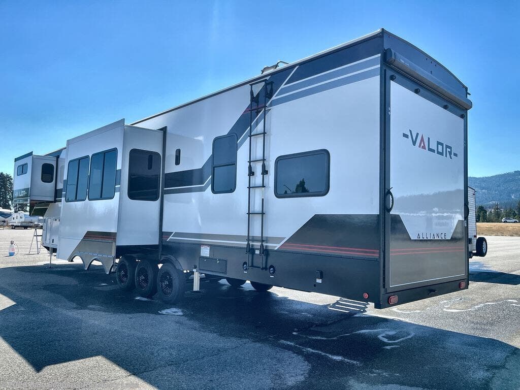 New 2026 Alliance RV Valor 44V14 available in Liberty Lake, Washington