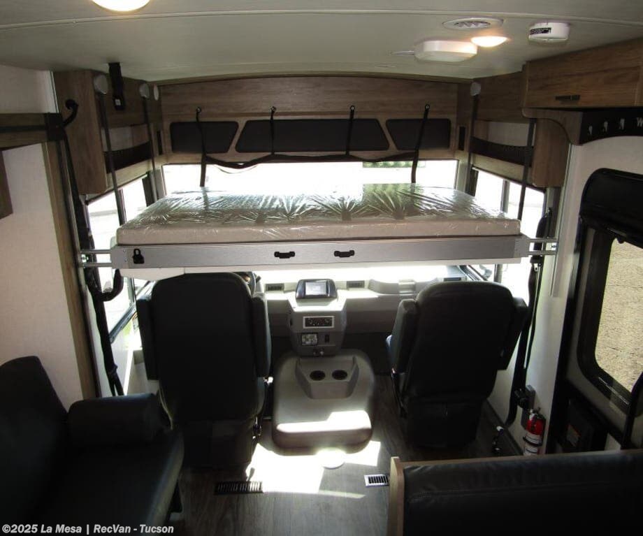 New 2025 Winnebago Vista WFE29NP available in Tucson, Arizona