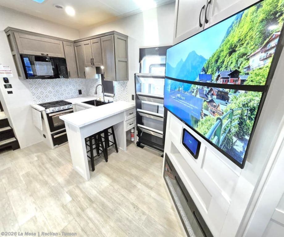 New 2026 Heartland Cyclone 3511 available in Tucson, Arizona