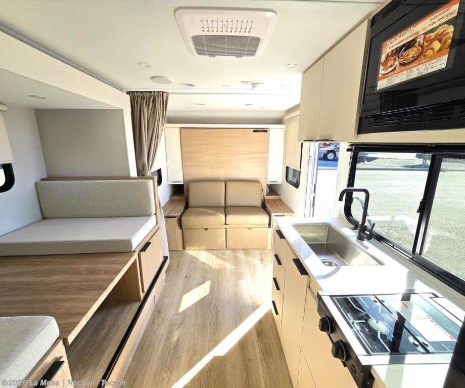 2026 Winnebago MICRO MINNIE-TT 2108DS - New Travel Trailer For Sale by La Mesa | RecVan - Tucson in Tucson, Arizona