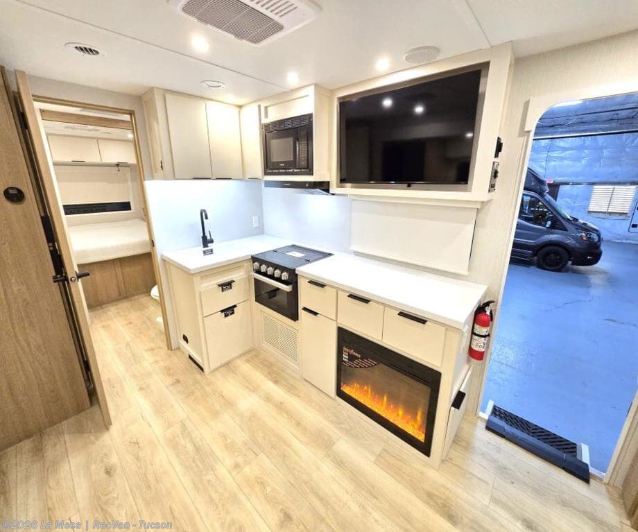 New 2026 Winnebago Thrive 25RLS available in Tucson, Arizona