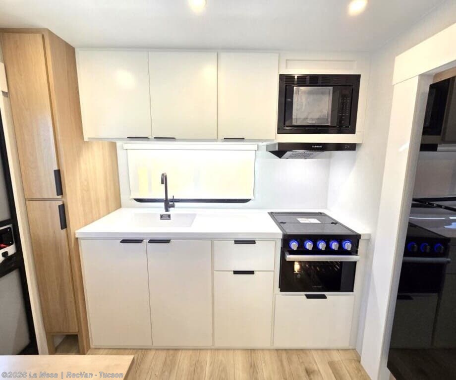 New 2026 Winnebago Thrive 24RKS available in Tucson, Arizona