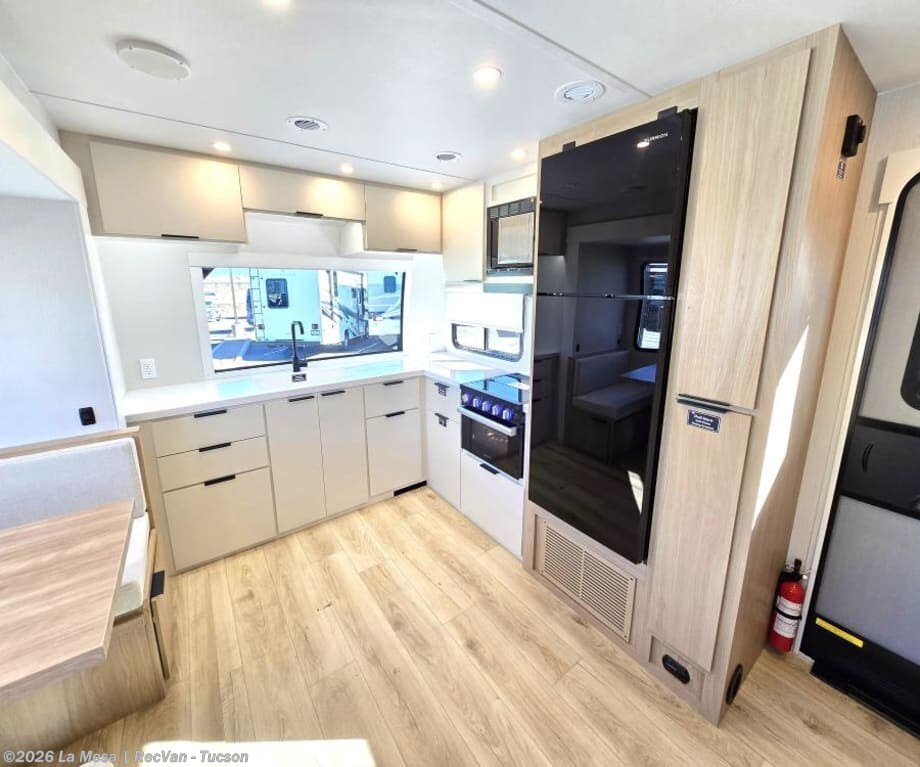 New 2026 Winnebago Thrive 26FKD available in Tucson, Arizona