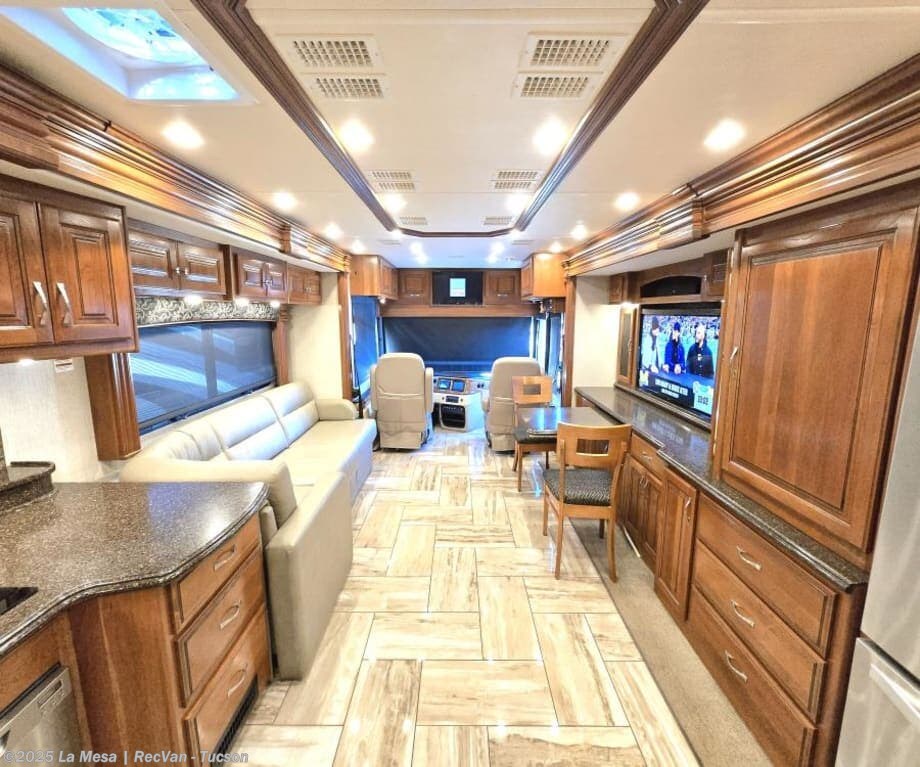 2017 Discovery 40E LXE by Fleetwood from La Mesa | RecVan - Tucson in Tucson, Arizona