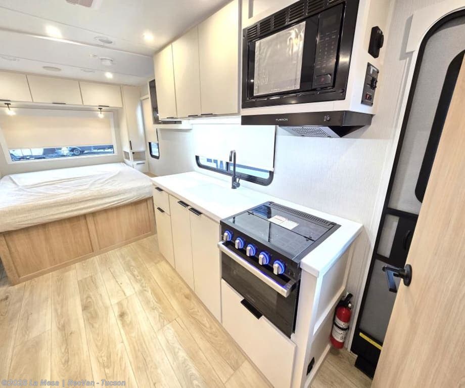 New 2026 Winnebago Thrive 18FBS available in Tucson, Arizona