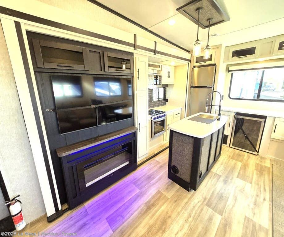 Used 2024 Keystone CRUISER AIRE-TT CR30RD available in Tucson, Arizona