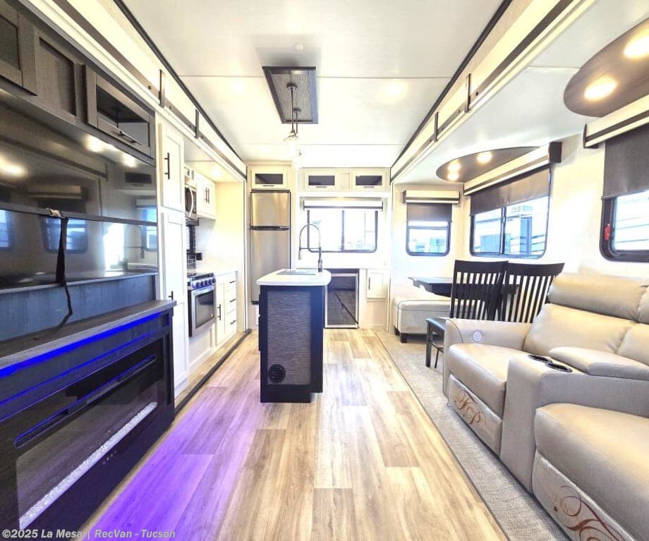 2024 CRUISER AIRE-TT CR30RD by Keystone from La Mesa | RecVan - Tucson in Tucson, Arizona