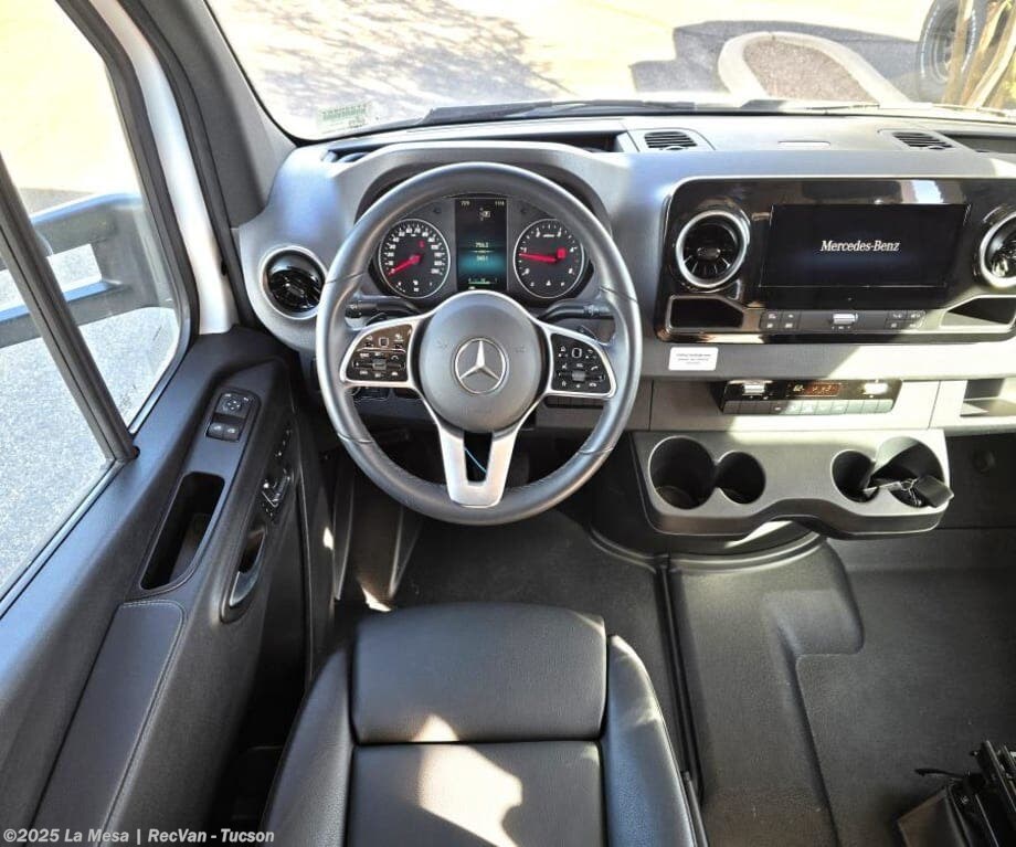 2025 Thor Motor Coach Chateau 24LT - Used Class C For Sale by La Mesa | RecVan - Tucson in Tucson, Arizona