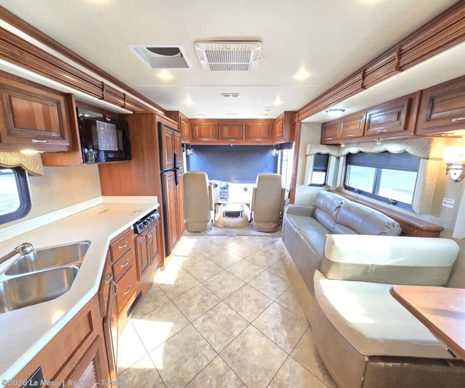 2016 Vacationer 36DB by Holiday Rambler from La Mesa | RecVan - Tucson in Tucson, Arizona