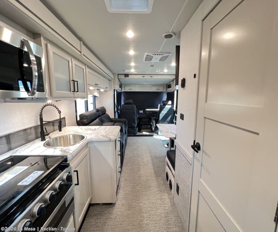 2026 Flair 29M by Fleetwood from La Mesa | RecVan - Tucson in Tucson, Arizona