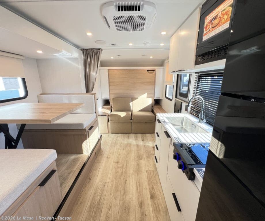 2026 Winnebago MICRO MINNIE-TT 2108DS - New Travel Trailer For Sale by La Mesa | RecVan - Tucson in Tucson, Arizona