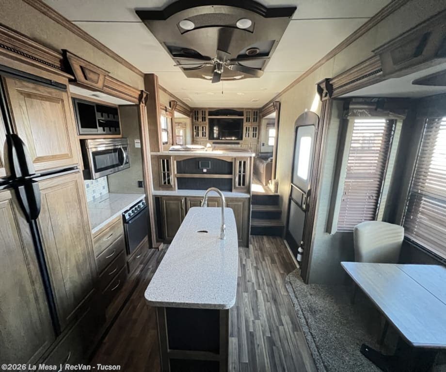 2017 Keystone Alpine 3660FL - Used Fifth Wheel For Sale by La Mesa | RecVan - Tucson in Tucson, Arizona