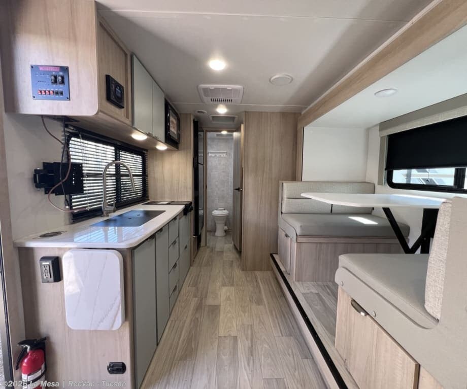 2025 MICRO MINNIE-TT 2100BH by Winnebago from La Mesa | RecVan - Tucson in Tucson, Arizona