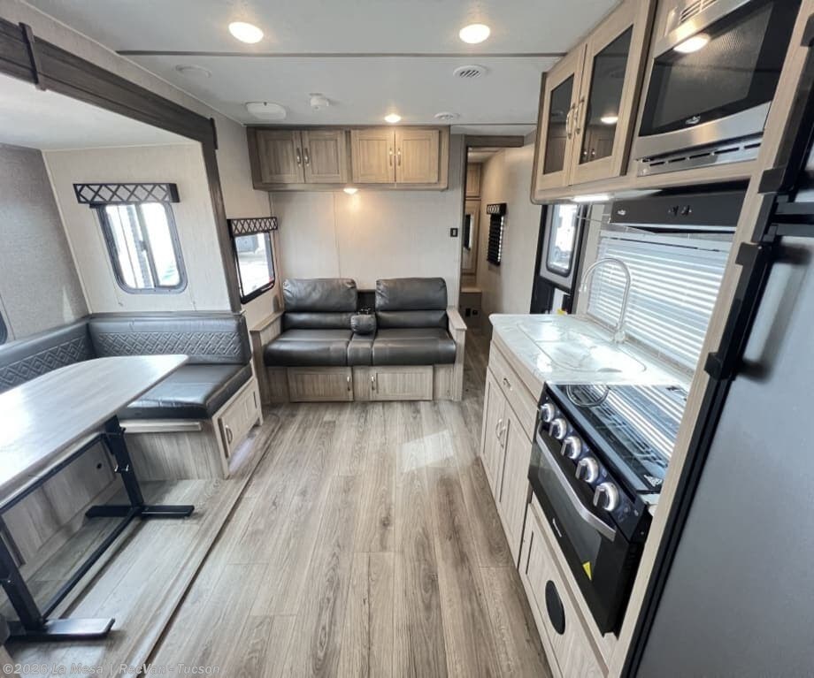 2021 Coachmen Freedom Express 248RBS - Used Travel Trailer For Sale by La Mesa | RecVan - Tucson in Tucson, Arizona