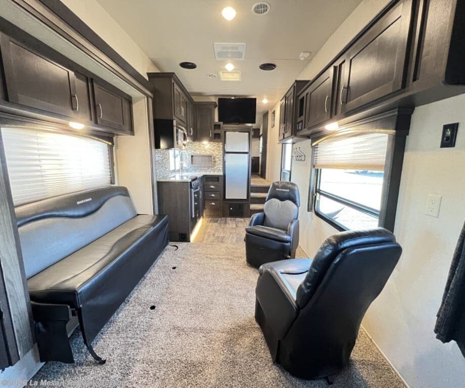 2019 Forest River Shockwave F28FWG - Used Toy Hauler For Sale by La Mesa | RecVan - Tucson in Tucson, Arizona