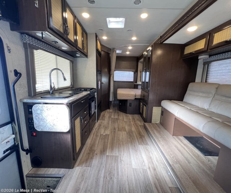 Used 2018 Thor Motor Coach Freedom Elite 24FE available in Tucson, Arizona