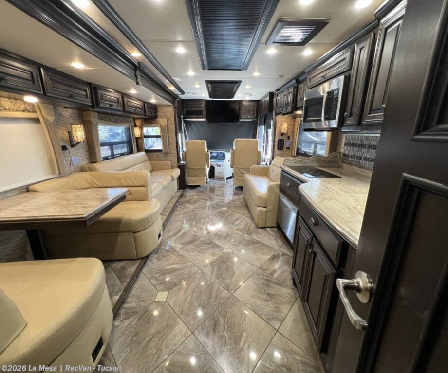 2016 Dutch Star 3736 by Newmar from La Mesa | RecVan - Tucson in Tucson, Arizona