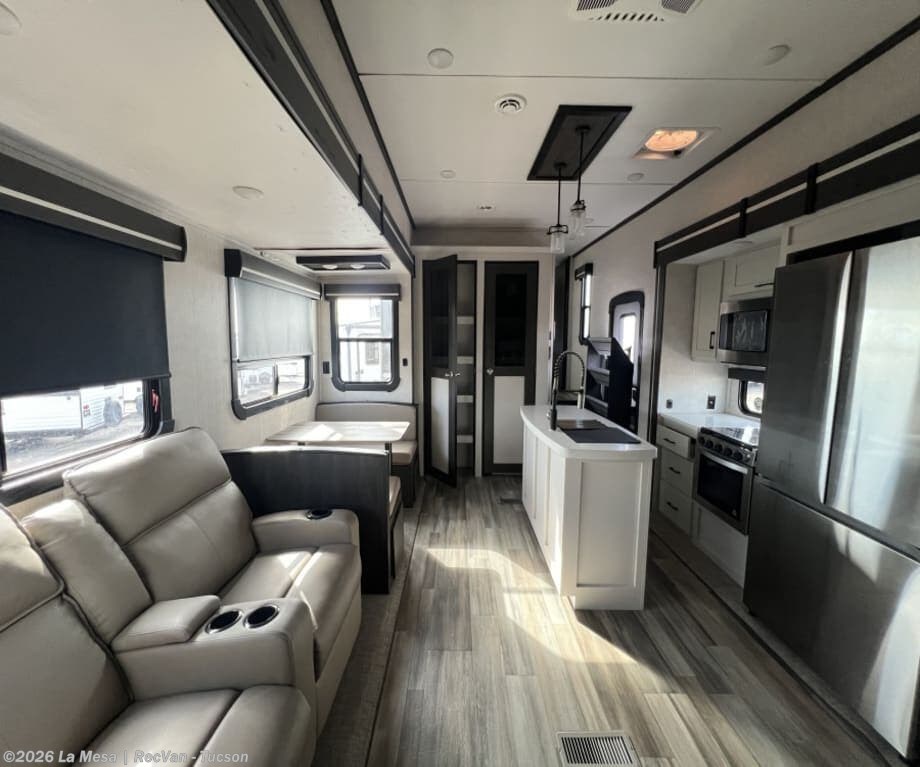 2022 Keystone CRUISER 3851BL - Used Fifth Wheel For Sale by La Mesa | RecVan - Tucson in Tucson, Arizona