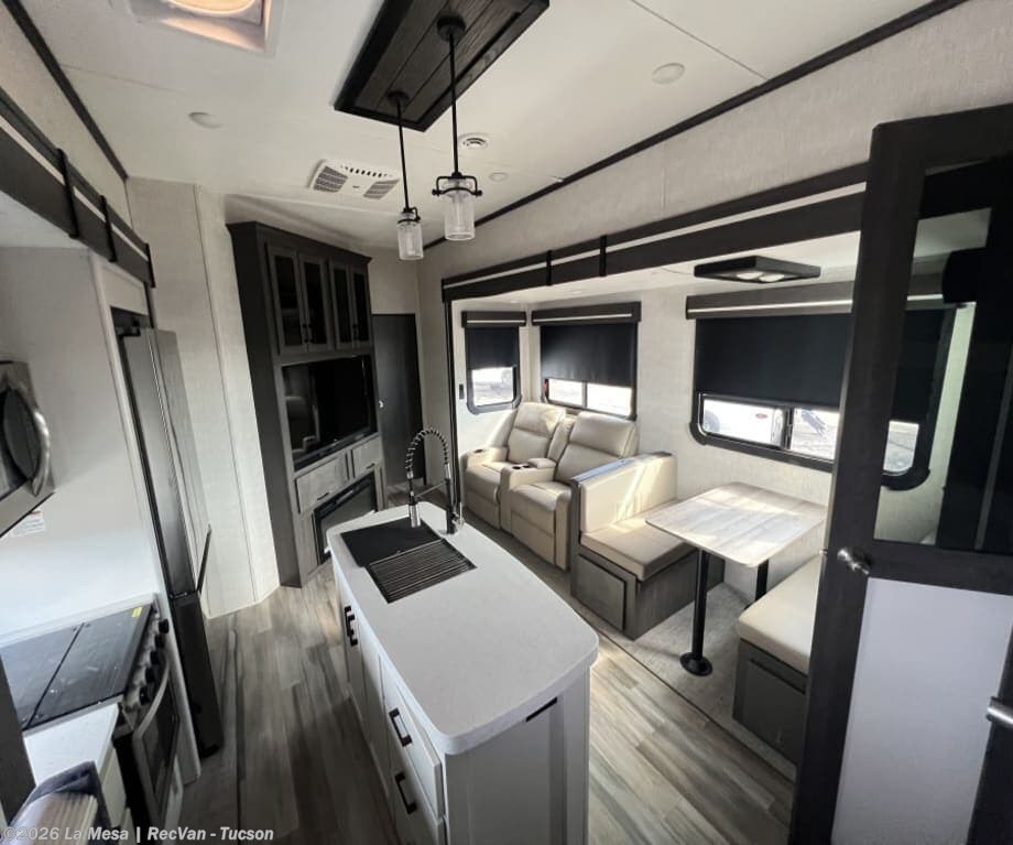 2022 CRUISER 3851BL by Keystone from La Mesa | RecVan - Tucson in Tucson, Arizona