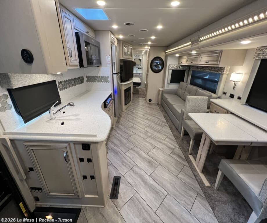 Used 2021 Newmar Bay Star 3609 available in Tucson, Arizona