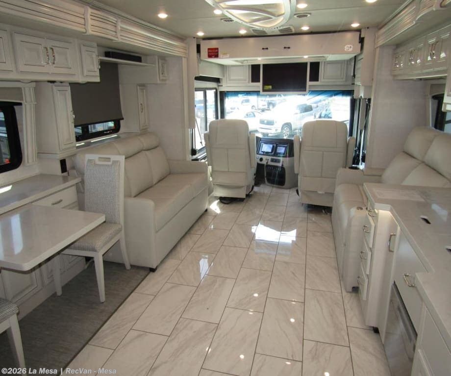 2026 Discovery 38W by Fleetwood from La Mesa | RecVan - Mesa in Mesa, Arizona