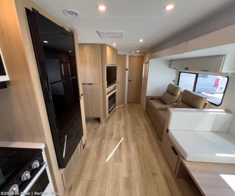 2026 Winnebago Thrive 26FKD - New Travel Trailer For Sale by La Mesa | RecVan - Mesa in Mesa, Arizona