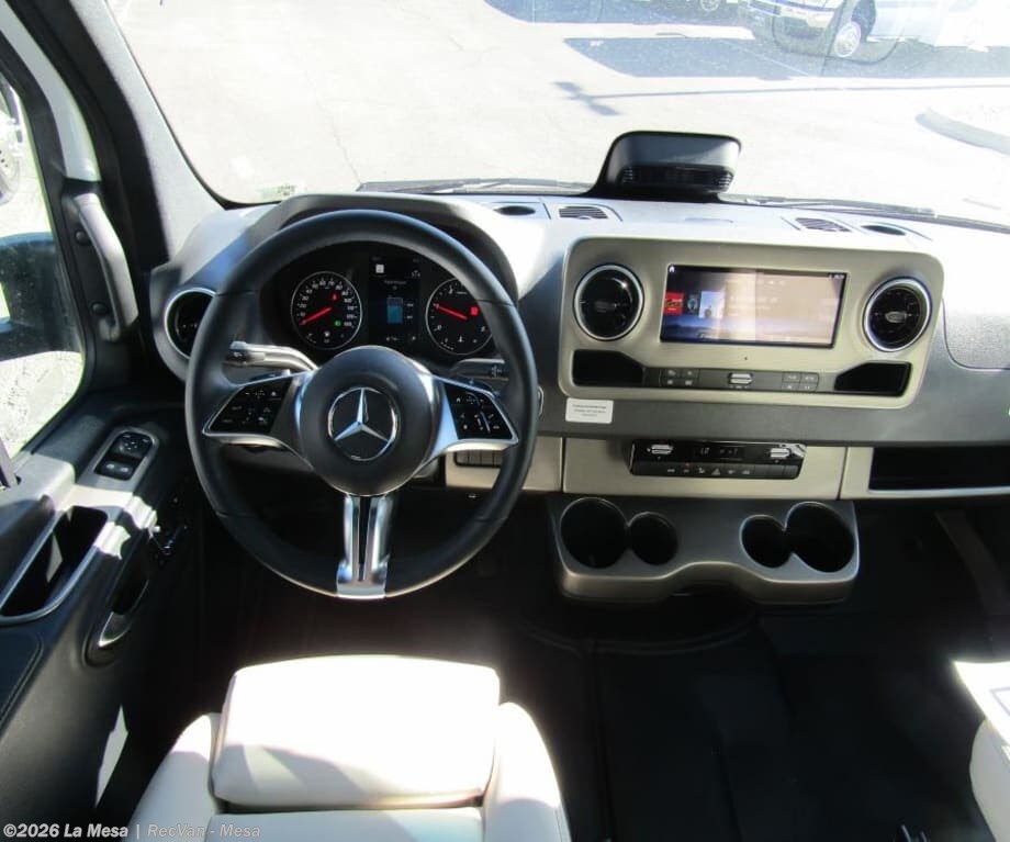 2026 Winnebago View WM524R - New Class C For Sale by La Mesa | RecVan - Mesa in Mesa, Arizona