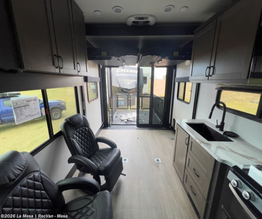 2026 Heartland Cyclone 2214 - New Toy Hauler For Sale by La Mesa | RecVan - Mesa in Mesa, Arizona