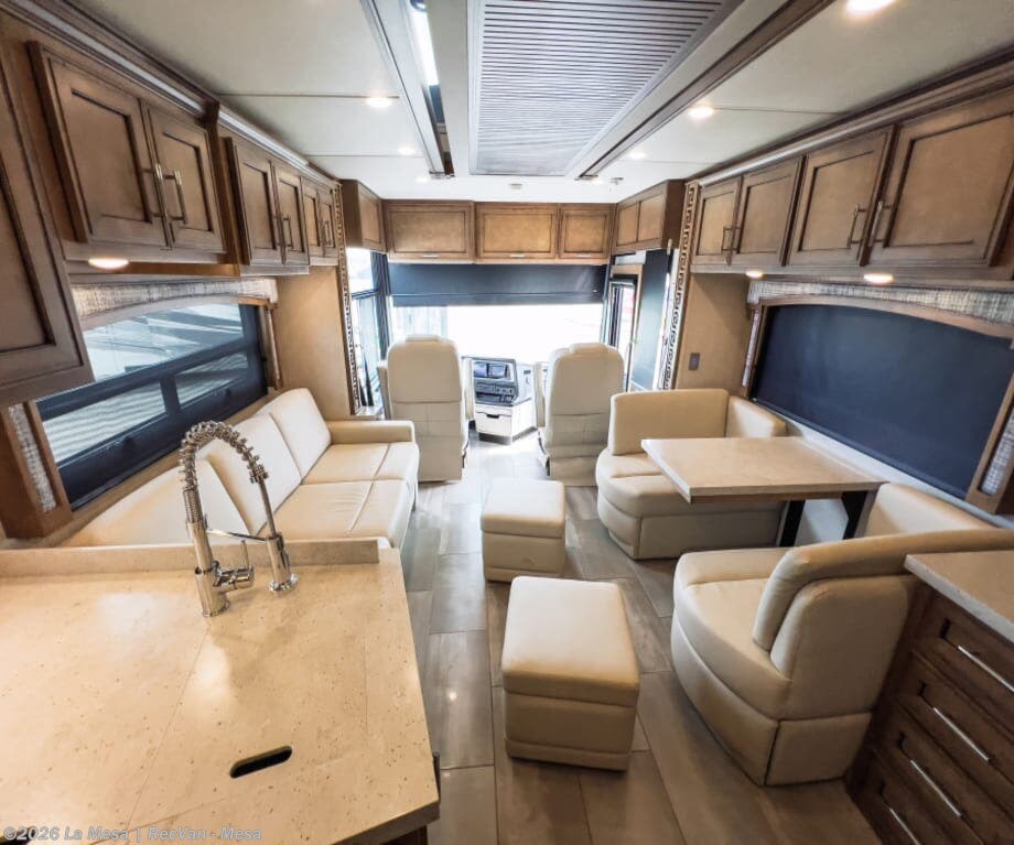 Used 2021 Newmar Ventana 3426 available in Mesa, Arizona
