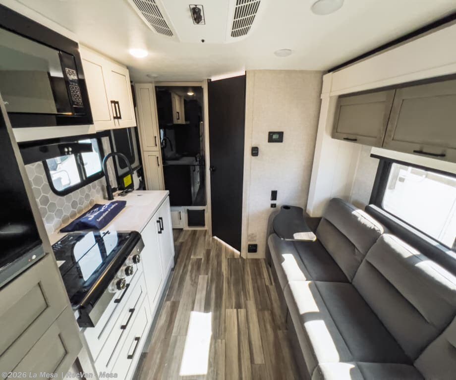 2025 Jayco JAYFEATHER MICRO 166FBS - Used Travel Trailer For Sale by La Mesa | RecVan - Mesa in Mesa, Arizona