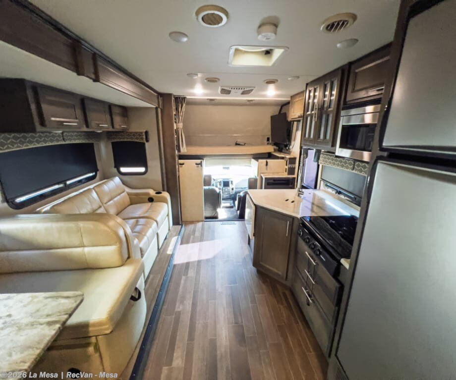Used 2019 Dynamax Corp ISATA SERIES 5 30FWD 4X4 available in Mesa, Arizona