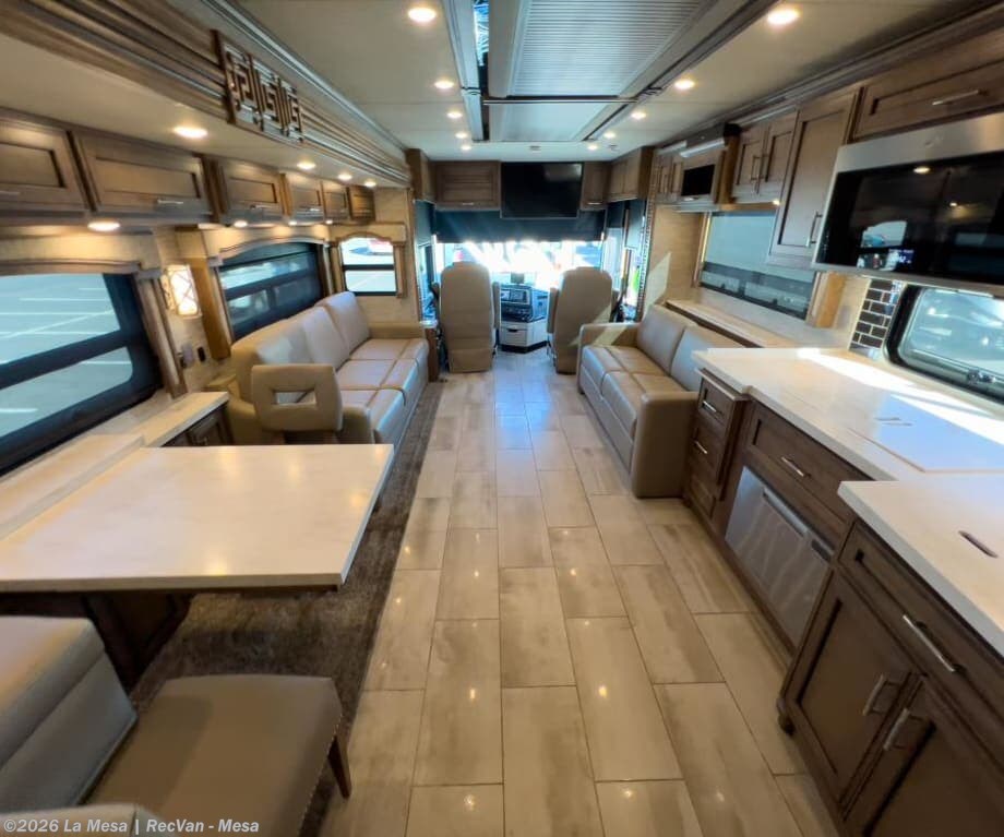 Used 2021 Newmar Ventana 4369 available in Mesa, Arizona