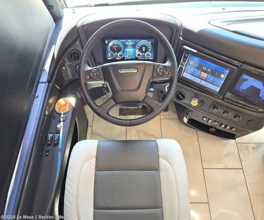 2026 Fleetwood Discovery LXE 40M-LXE - New Class A For Sale by La Mesa | RecVan - Mesa in Mesa, Arizona