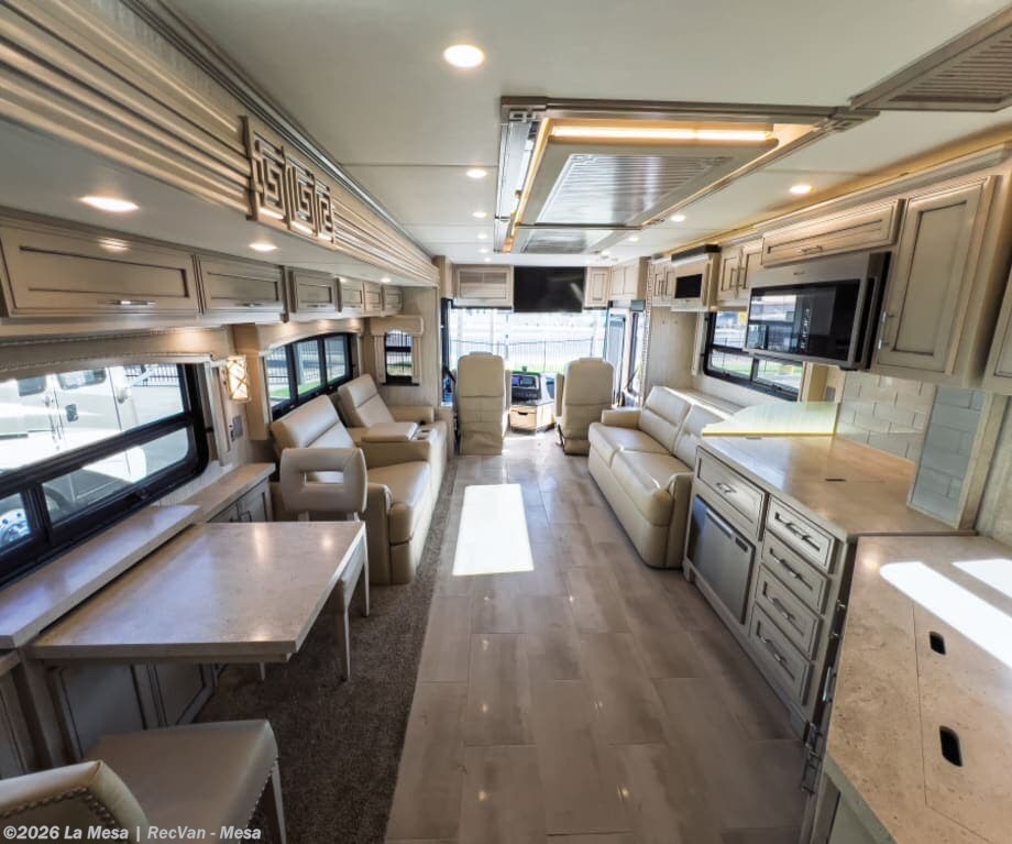 Used 2023 Newmar Ventana 4328 available in Mesa, Arizona