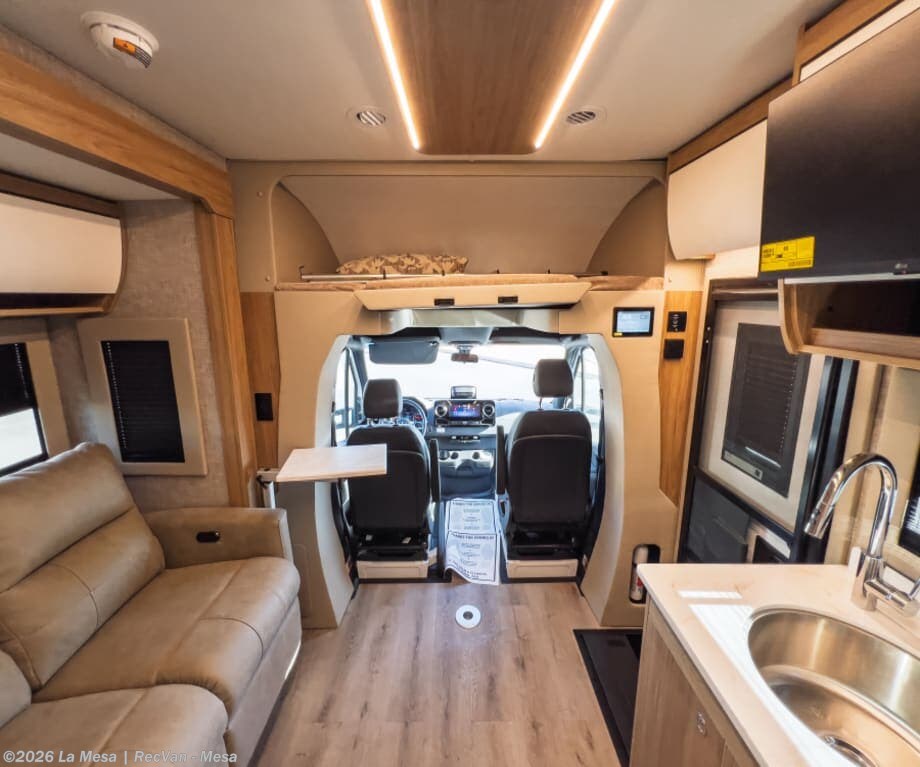 New 2027 Tiffin Wayfarer 25XLW available in Mesa, Arizona