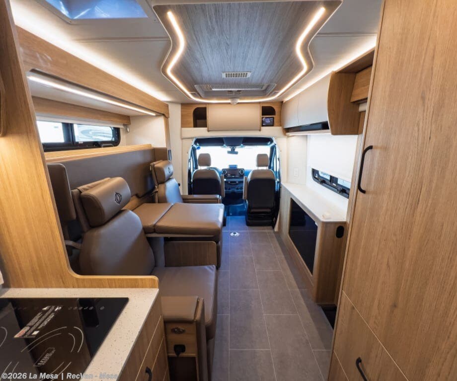 New 2027 Leisure Travel Unity U24MBL available in Mesa, Arizona