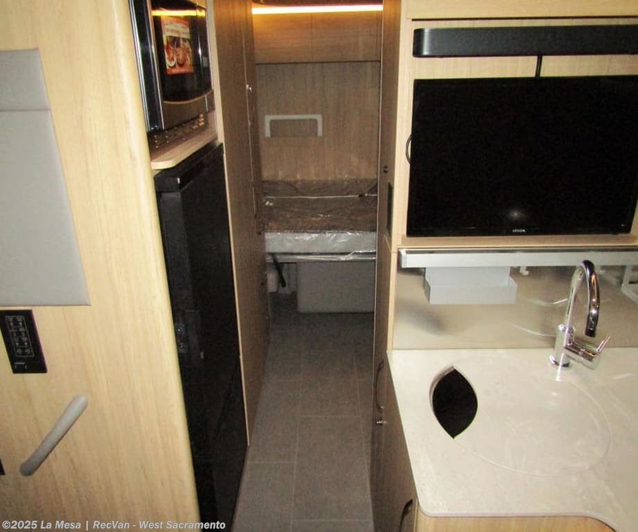 2024 Leisure Travel Unity U24RL RV for Sale in West Sacramento, CA