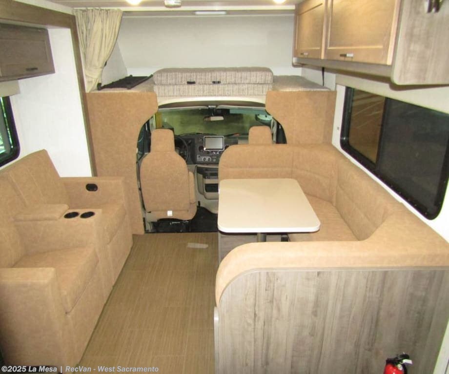 2026 Minnie Winnie WF326NP by Winnebago from La Mesa | RecVan - West Sacramento in West Sacramento, California