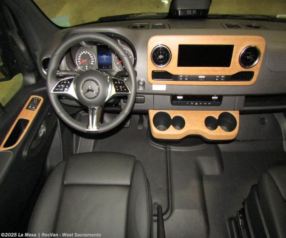 New 2026 Winnebago Revel BMB44EC-2 available in West Sacramento, California