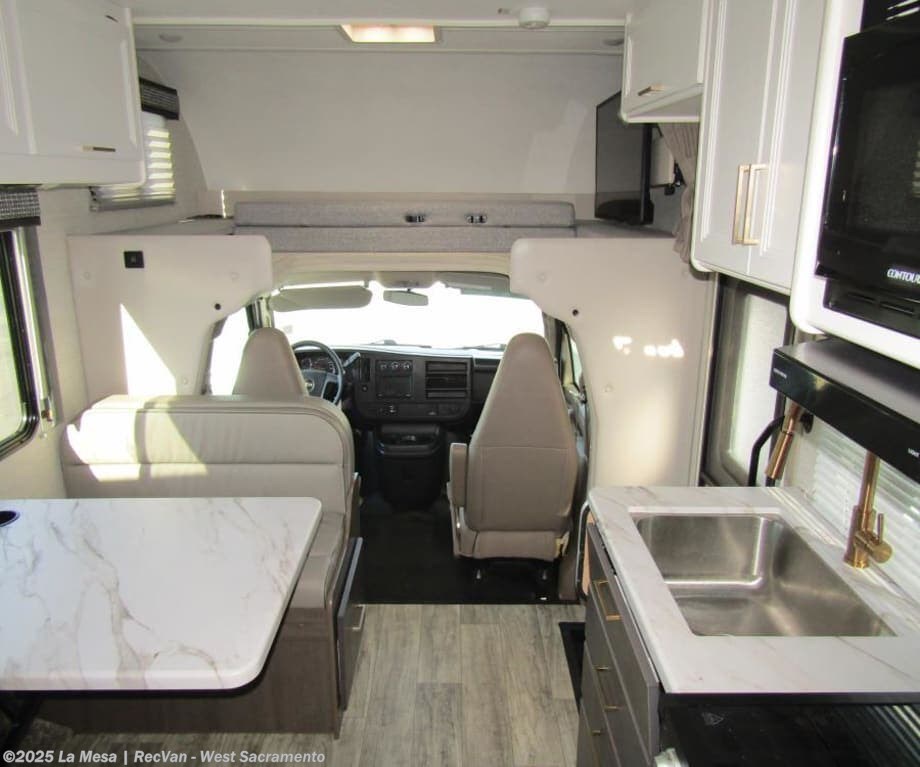 2024 Chateau 22B by Thor Motor Coach from La Mesa | RecVan - West Sacramento in West Sacramento, California