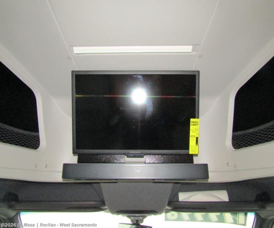 New 2026 Winnebago Ekko WM623B available in West Sacramento, California