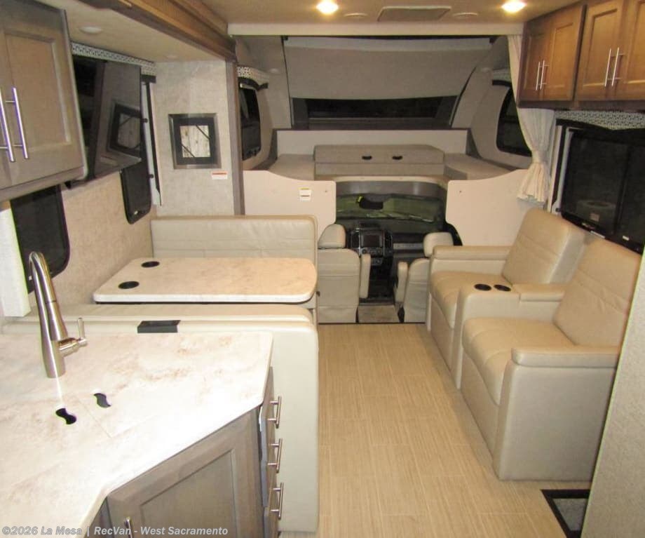 2022 Magnitude XG32 by Thor Motor Coach from La Mesa | RecVan - West Sacramento in West Sacramento, California