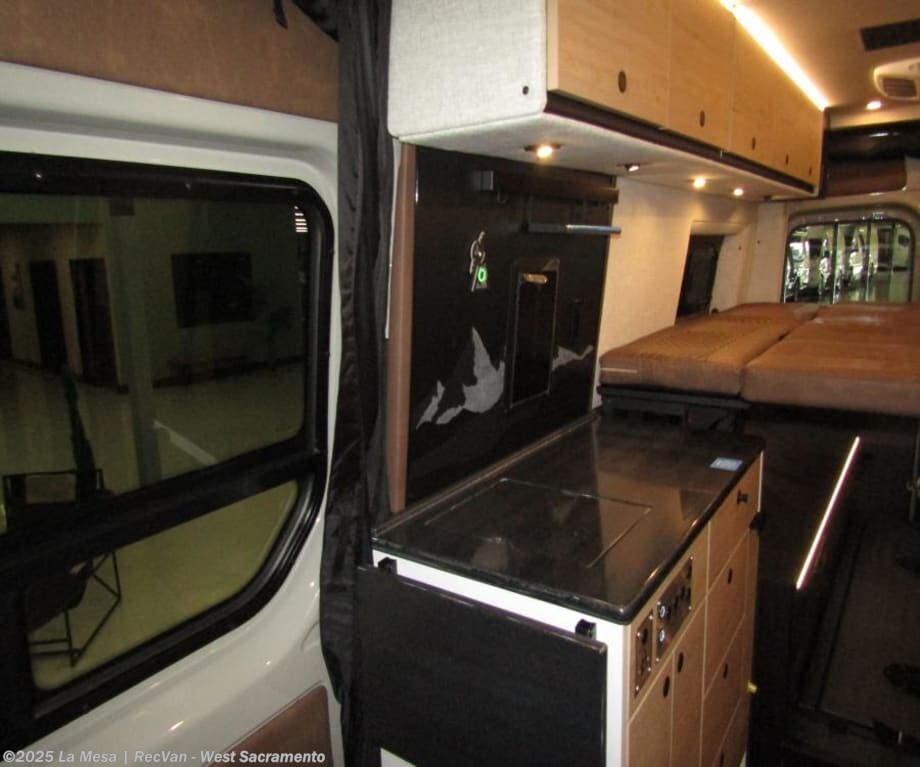 New 2025 Storyteller Overland CREW MODE CREW-AWD available in West Sacramento, California