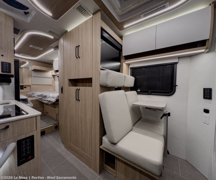 New 2026 Leisure Travel Unity U24TBX available in West Sacramento, California
