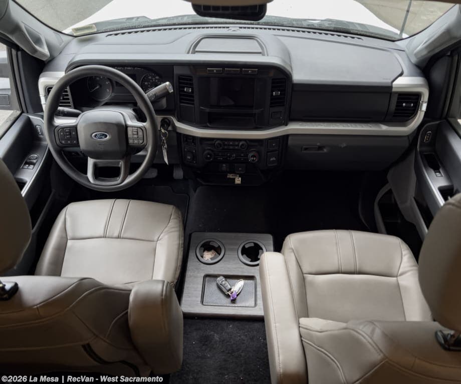 2025 Esteem XL 32U-XL by Entegra Coach from La Mesa | RecVan - West Sacramento in West Sacramento, California