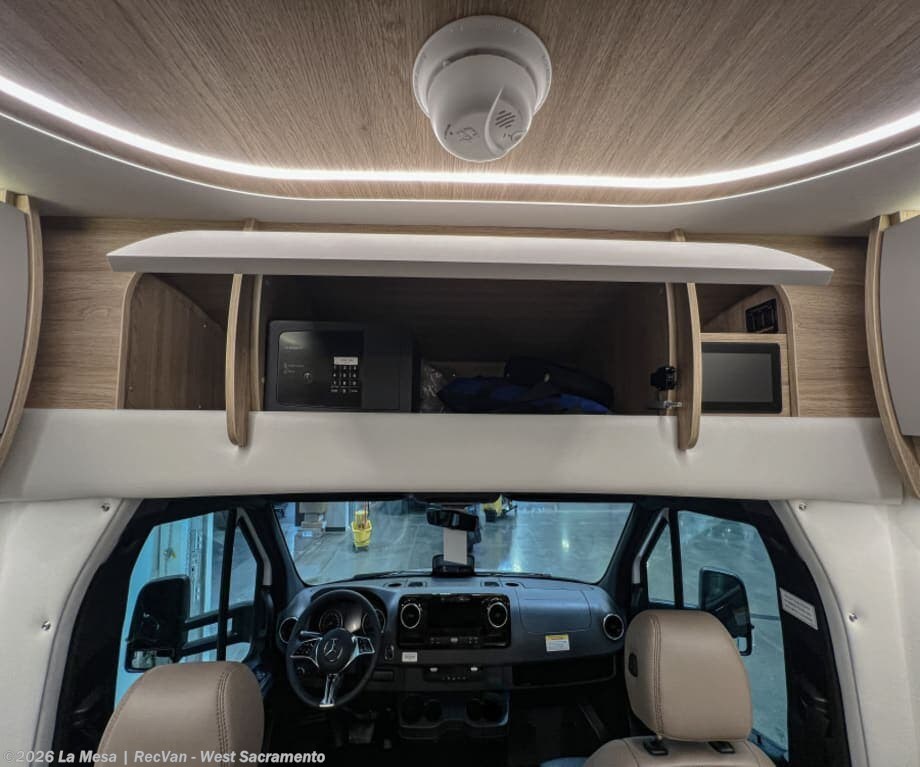 New 2026 Leisure Travel Unity U24TBX available in West Sacramento, California