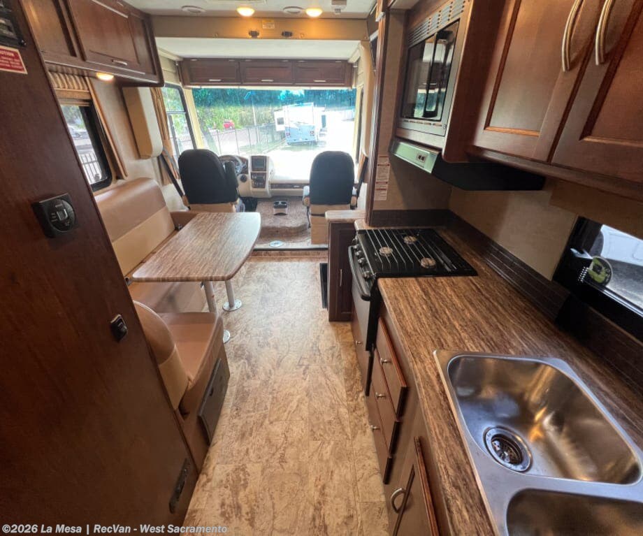 Used 2017 Coachmen Pursuit 27KBP available in West Sacramento, California