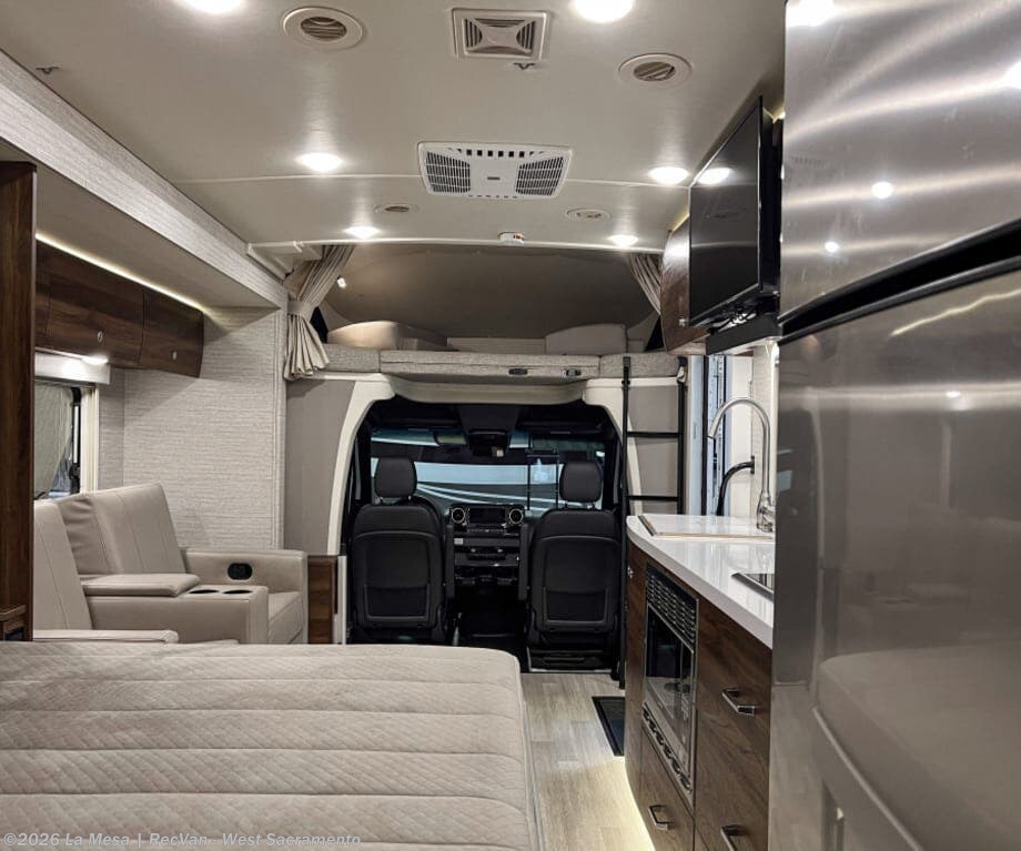 2022 View 24D by Winnebago from La Mesa | RecVan - West Sacramento in West Sacramento, California