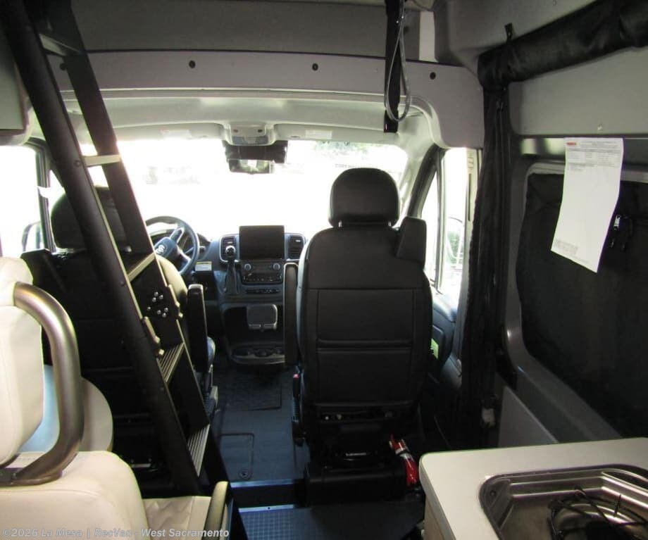 New 2026 Winnebago Solis BUT59PX available in West Sacramento, California